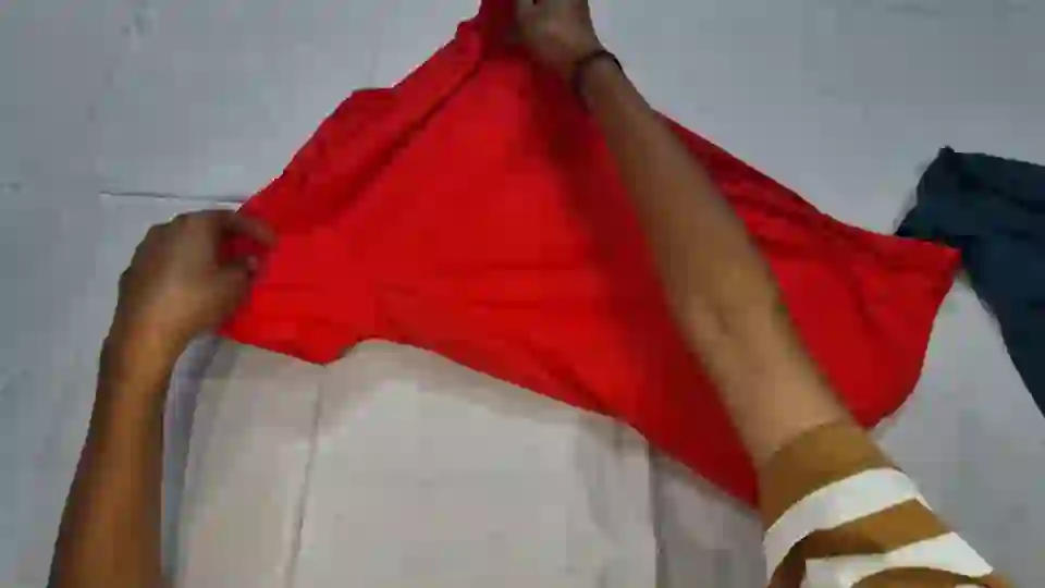 Retail Garment Folding